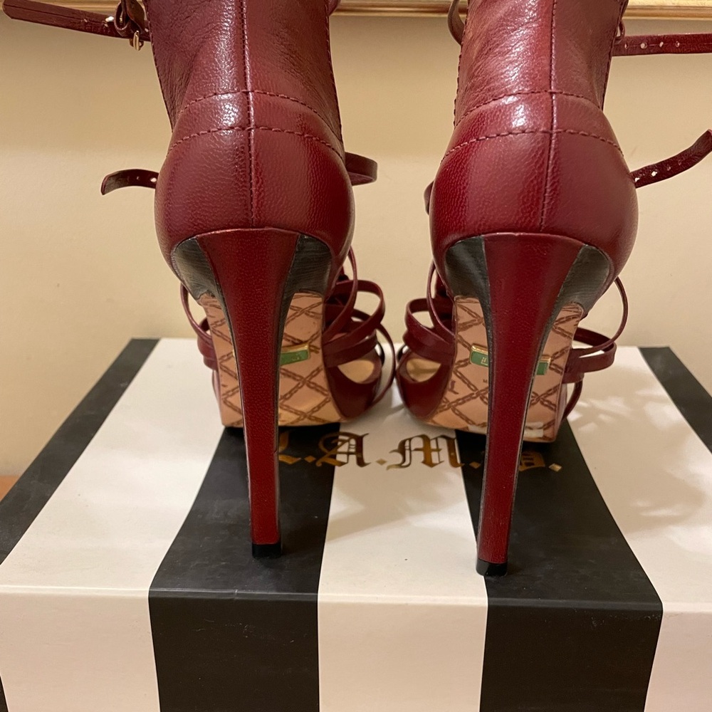 L.A.M.B. Leather Shoes - 6.5 - Picture 5 of 7
